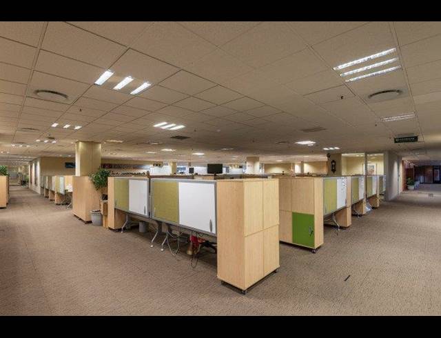 27,740M² OFFICE FOR SALE IN NORTH BEACH